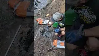H-Anker mit Schnellbeton setzten