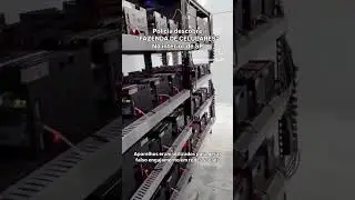 Fazenda de celulares, utilizada para gerar engajamento nas redes sociais.