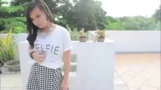 HOW TO STYLE: Graphic tees