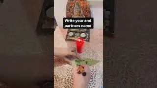 Three ways to manifest love with a bay leaf 🍃 #viral #thehopetarot #love #shorts #short #trending