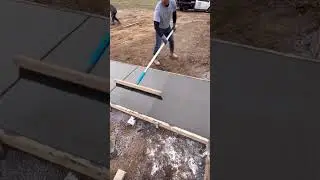 Making Anti-Slip Lines on Semi-Dry Cement for Safety! #CementWork #AntiSlipFloor #ConstructionTips