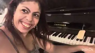 Fui na loja comprar um piano mostrei tudo 