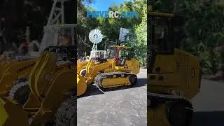 New AOUE 973K alongside LESU Liebherr 636 Tracked Loaders - 1/14 Scale Beasts!