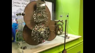 Pendulum Clock II [filmed at a better angle] &mdash; Laser Cut & Inspired on a Grandfather Clock