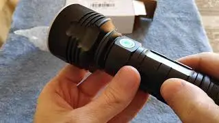 XANES 1475B  XHP50 Flashlight - Unboxing & Outdoor Test