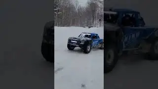 Losi sbr 2.0 snow fun! #losisbr #superbajarey #bajarey #8sbasher #snowdrift #drifting