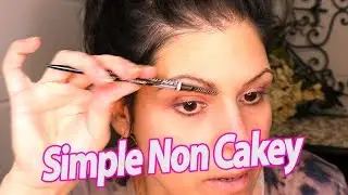 Simple Non Cakey Make Look