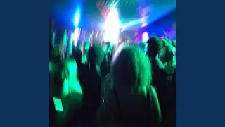 walk up in da club !!! (feat. drtystikks)