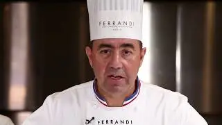 Confronto dei rivestimenti interni delle casseruole in ghisa STAUB