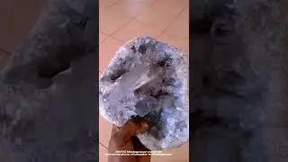 celestite g&eacute;ode