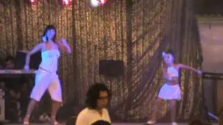 Davinia Fernandez y Laura Coto las Cabezas Baila