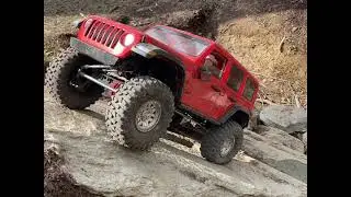 Axial SCX10.3 1/10 Scale Jeep Rock Crawler with Front Dig