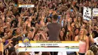 Maroon 5 : Harder To Breathe - The Today Show  08/05/2011