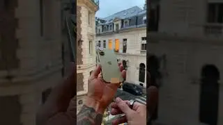 Unboxing iPhone 17 (Sage)