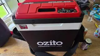 Ozito cooling box 