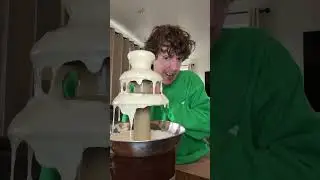 TRYING FETTUCCINE ALFREDO CHOCOLATE FOUNTAIN #shorts