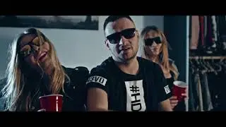 HEADLINERZ // OM NOM NOM // RMX