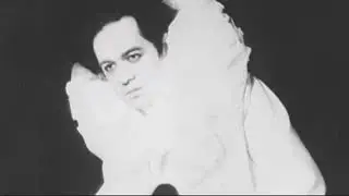 Great Hawaiian tenor Tandy Mackenzie sings 