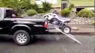 Toyloader ATV Loading and Unloading