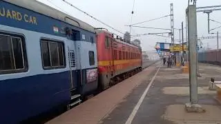 13187 UP SEALDAH-RAMPURHAT MAA TARA EXPRESS ENTERING SAINTHIA JN WITH ASN WAP 4 IN LEAD...