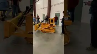 BIGGEST RC Bulldozer EVER | CAT D6R