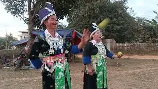 zuag xyooj see lis kwv txhiaj