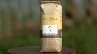 Heirloom Roses&reg; Aged Cow Manure