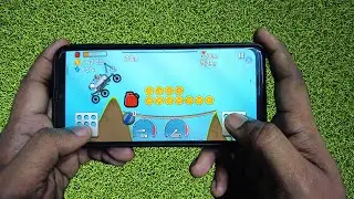 Hill Climb Racing - Moonlander with forest map 4k 60fps