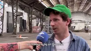 Vliegende hamers en motoren op Bi&euml;nnale