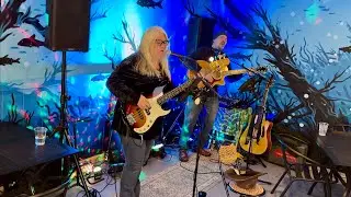 KENNY & SHARON BIG RIVER JOHNNY CASH 12/26/2025 VANISH VALLEY (IN THE FISH TANK) LUDLOW MA JEQ1966