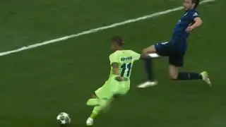 Raphinha&rsquo;s Heartbreak to GLORY! 🇧🇷💔➡️🏆#Raphinha #Comeback #Soccer #Football #Barcelona #Strzzay