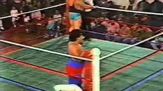Aquiles vs Diabo loiro