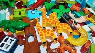 Satisfying Building Blocks ASMR Marble Run 215-Block Coaster Jungle three giraffes wild animals 16