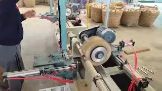 Máy tiện gỗ tự động giá rẻ