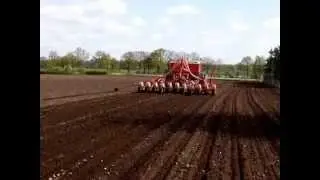 Maisdrillen mit 50cm Reihenabstand und Fahrgassenschaltung