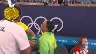 &Eacute; OUROOOOOO !!! Rebeca Andrade consegue a primeira medalha de Ouro na Gin&aacute;stica feminina do Brasil