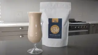 MOCKTAIL MASTERCLASS: Virgin Spiced Chai Pi&ntilde;a Colada