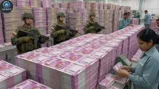 Inside India&rsquo;s Currency Factory: 17 Languages Printed On Every Banknote (Step-by-step Process)