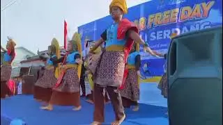 Pramuka Kwarran Sunggal ikut ramaikan Car Free Day Desa Sei Mencirim dengan penuh semangat.
