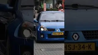 Renault Sport Clio V6 driving through Knokke.  #renaultsport #cliov6 #knokke