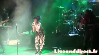 HOLLIE COOK - 2013 02 23 @ CERGY L'Observatoire B side festival