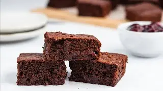 3-Ingredient Chocolate Cherry Cake Recipe