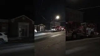Hellam Fire Company Engine 21-1 driving-by. 12_17_2025