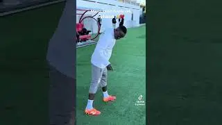 Nouveau crampon de sadio mane a l&rsquo;entra&icirc;nement des lions