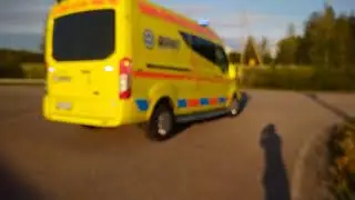 Neste Rally ambulanssi kiit&auml;&auml;
