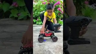 Epic RC Monster Truck In Action! 🏎️🔥