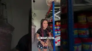 CAT DE MULT SE INTINDE SLIME-UL BUTTER?!😱