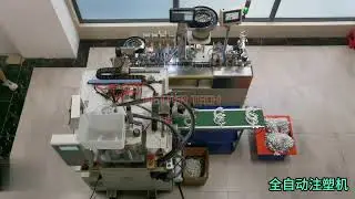 Automatic USB data cable injection molding machine