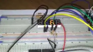 Multiplexa&ccedil;&atilde;o com display de 4 d&iacute;gitos
