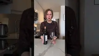 Wine Etiquette Tip: how to properly pour wine